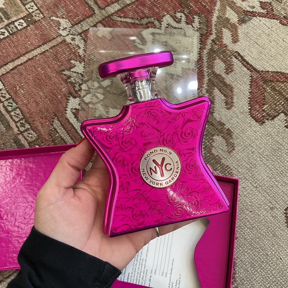 Bond No. 9 100ml (3.3 oz) New York Gardenia - Picture 4 of 5